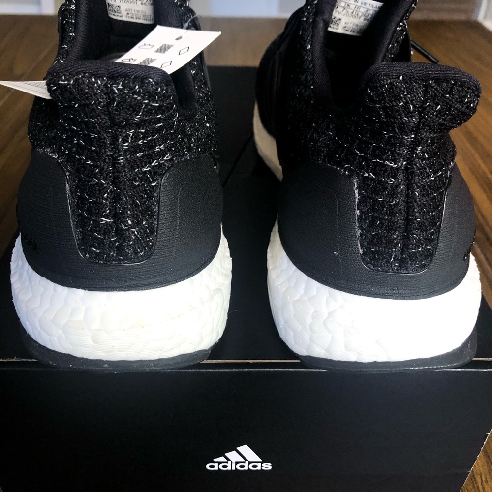 Adidas Ultraboost black sneakers shoes - Picture 6 of 8